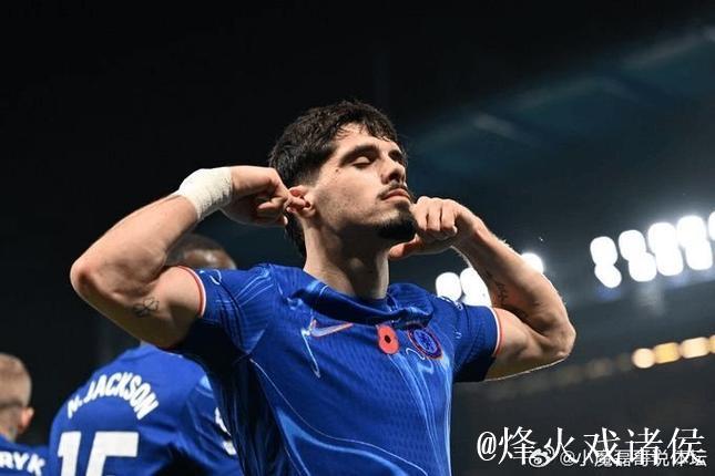 福法纳赞帕尔默为队内最佳；古斯托专注于日常训练